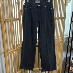 Levi's Women's perfectly slimming 512 bootcut jeans black